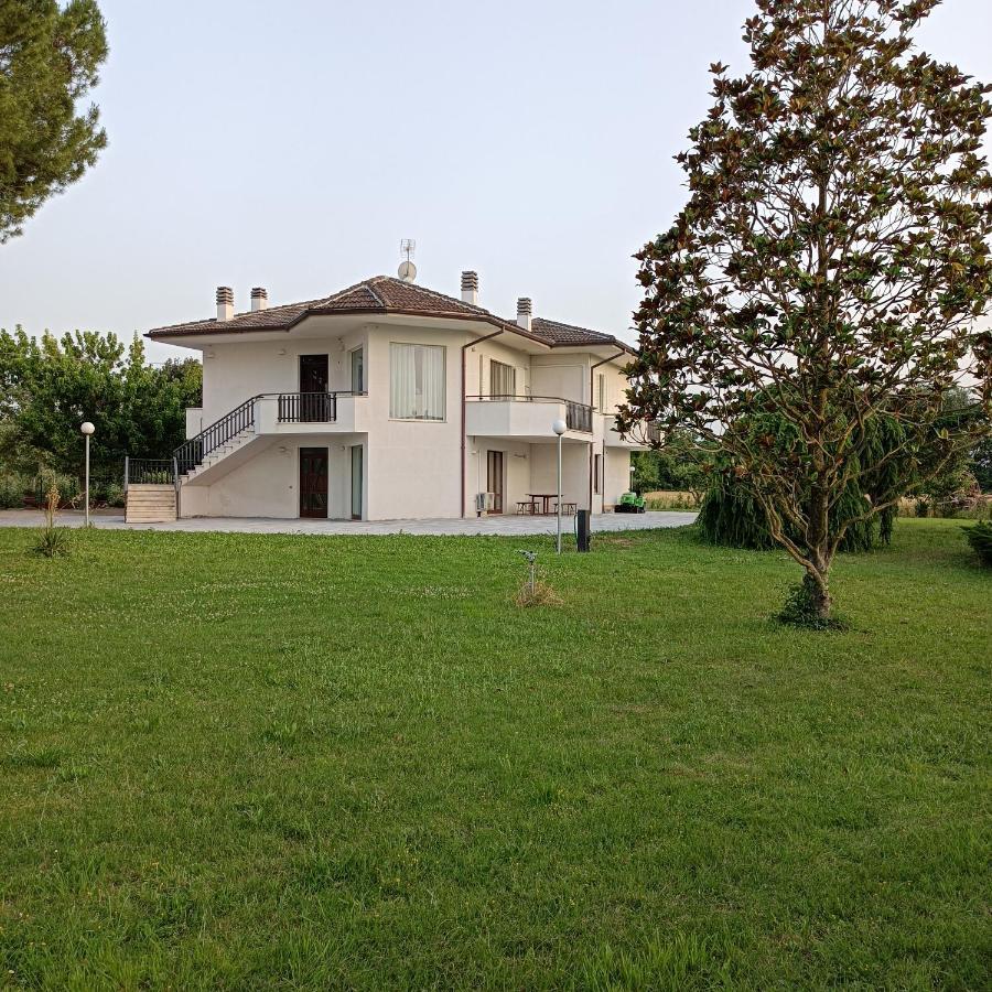 Morrovalle Casa Michelangeloヴィラ エクステリア 写真